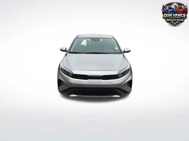 Used 2024 Gray Kia LXS image 8