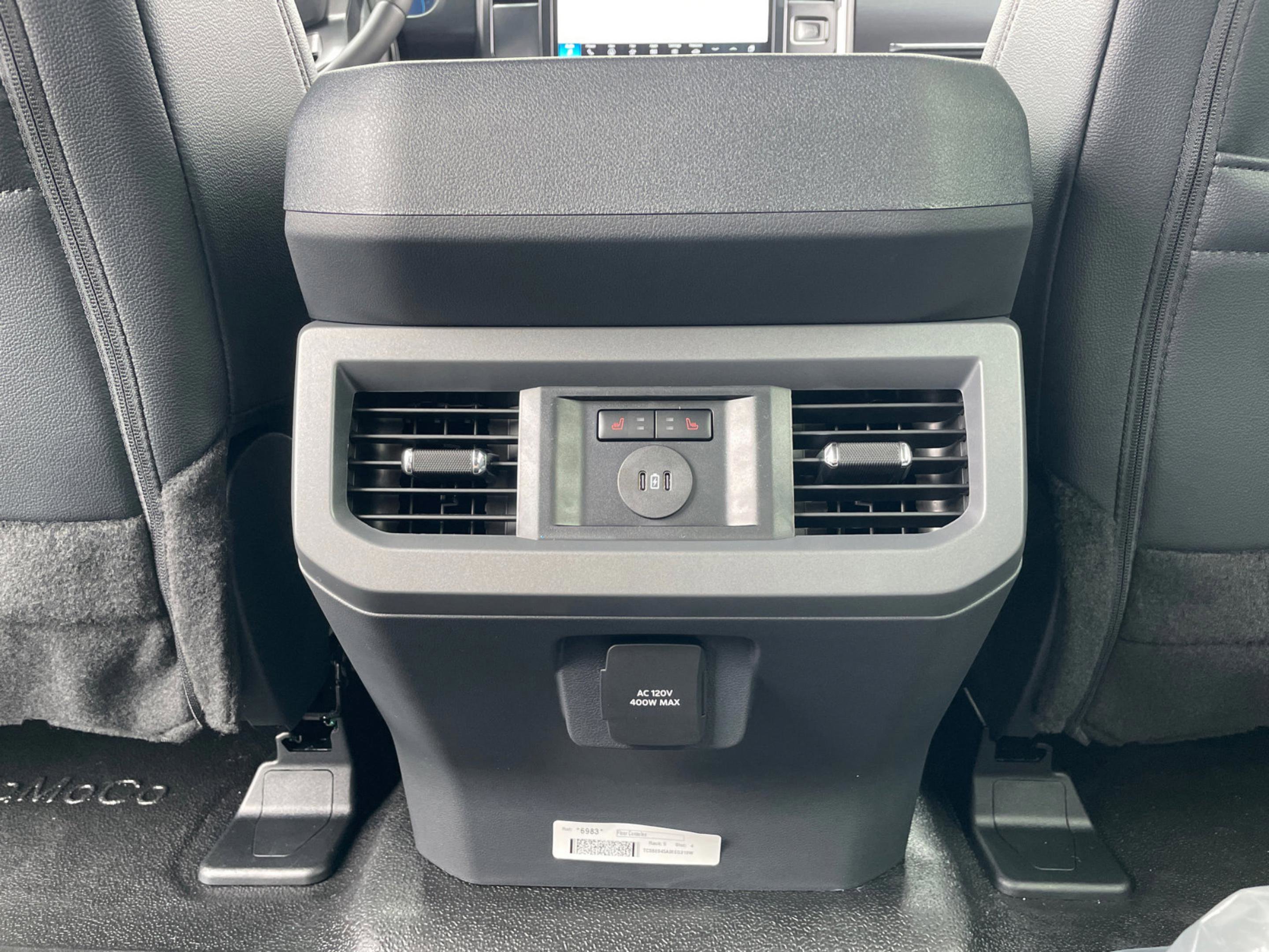 2026 Ford F-350 Super Duty Lariat - Photo 11