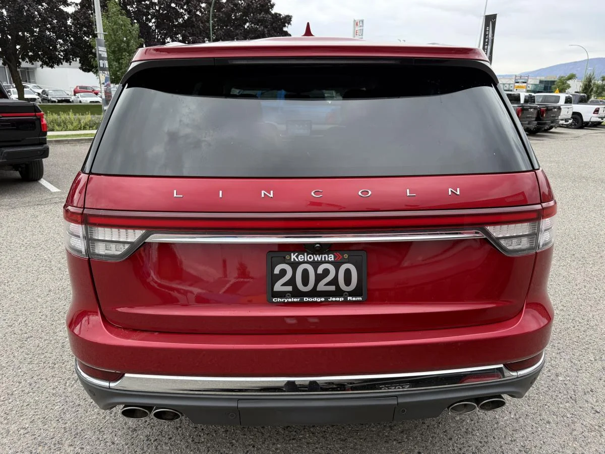 Used 2020 Red Lincoln Reserve Awd image 5