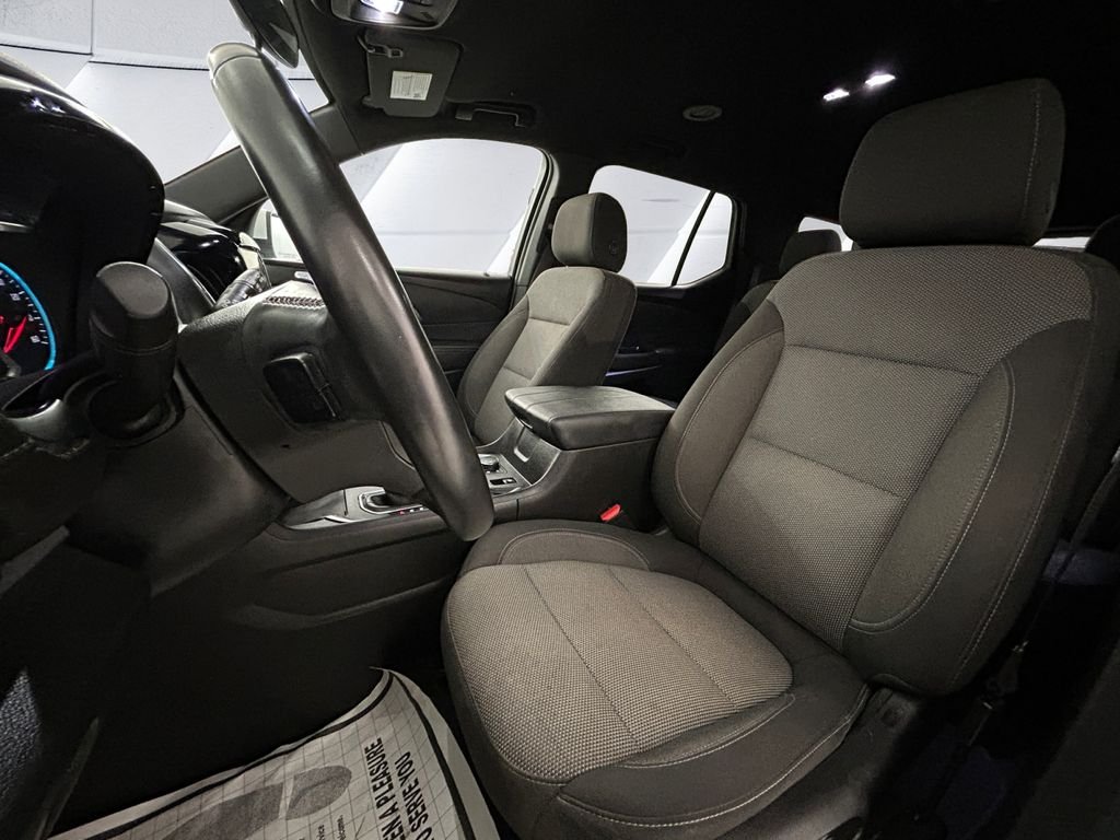 Used 2023 White Chevrolet LT image 8