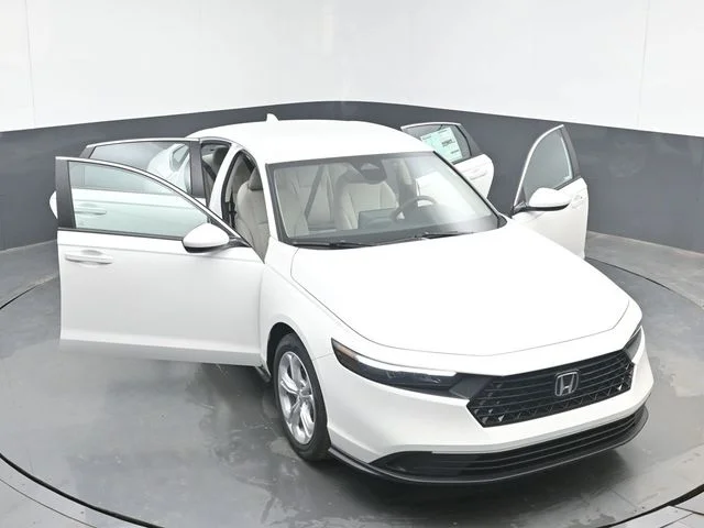 New 2026 Platinum White Pearl Honda LX image 50