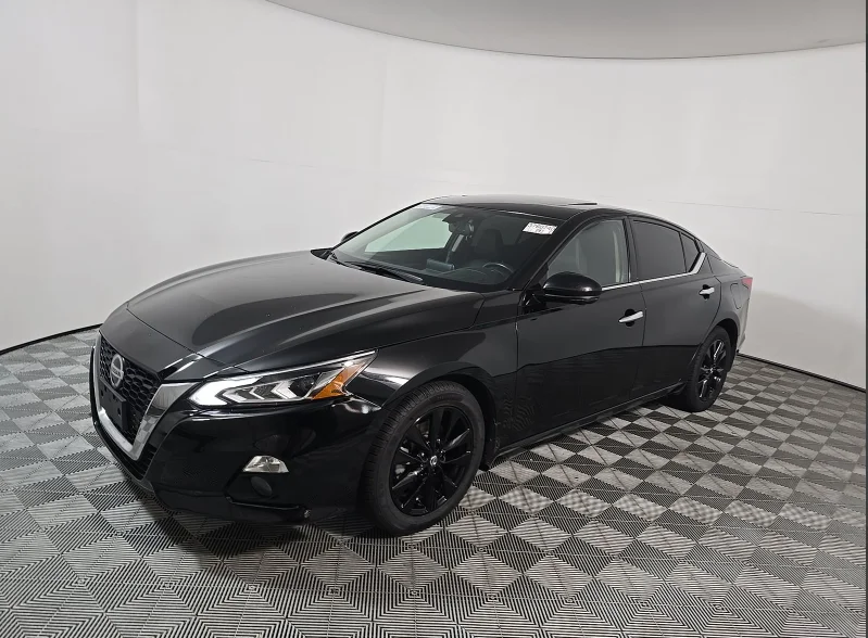 2021 Nissan Altima 2.5 Platinum AWD's photo