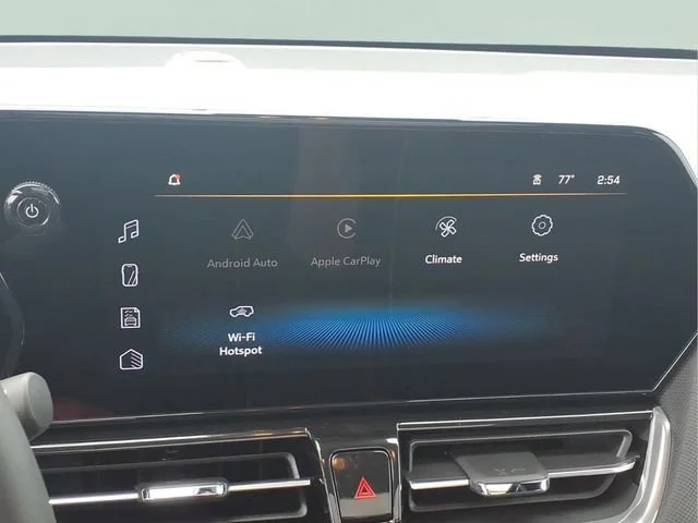 New 2026 Mosaic Black Metallic Chevrolet ACTIV image 5