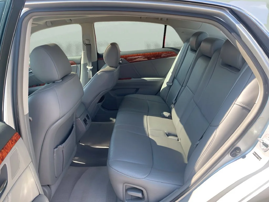 Used 2007 Silver Toyota XL image 13