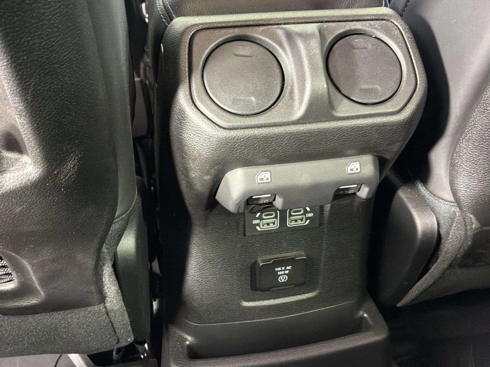 Used 2025 Bright White Clearcoat Jeep Rubicon image 18
