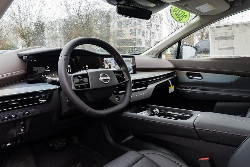 New 2026 Super Black Nissan Platinum image 24