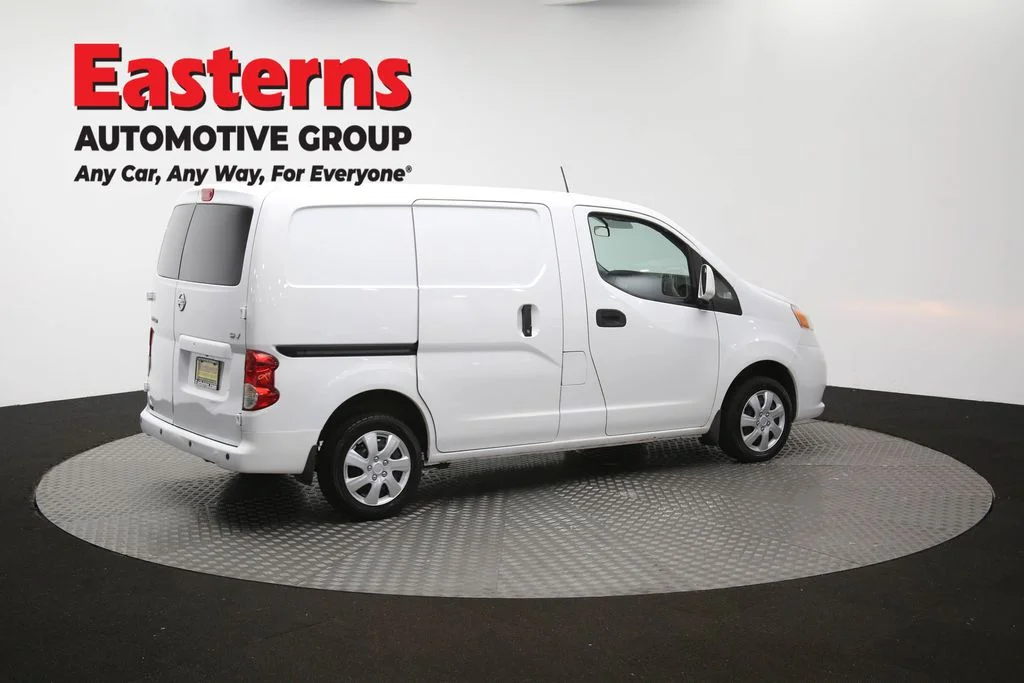 Used 2020 White Nissan SV image 41