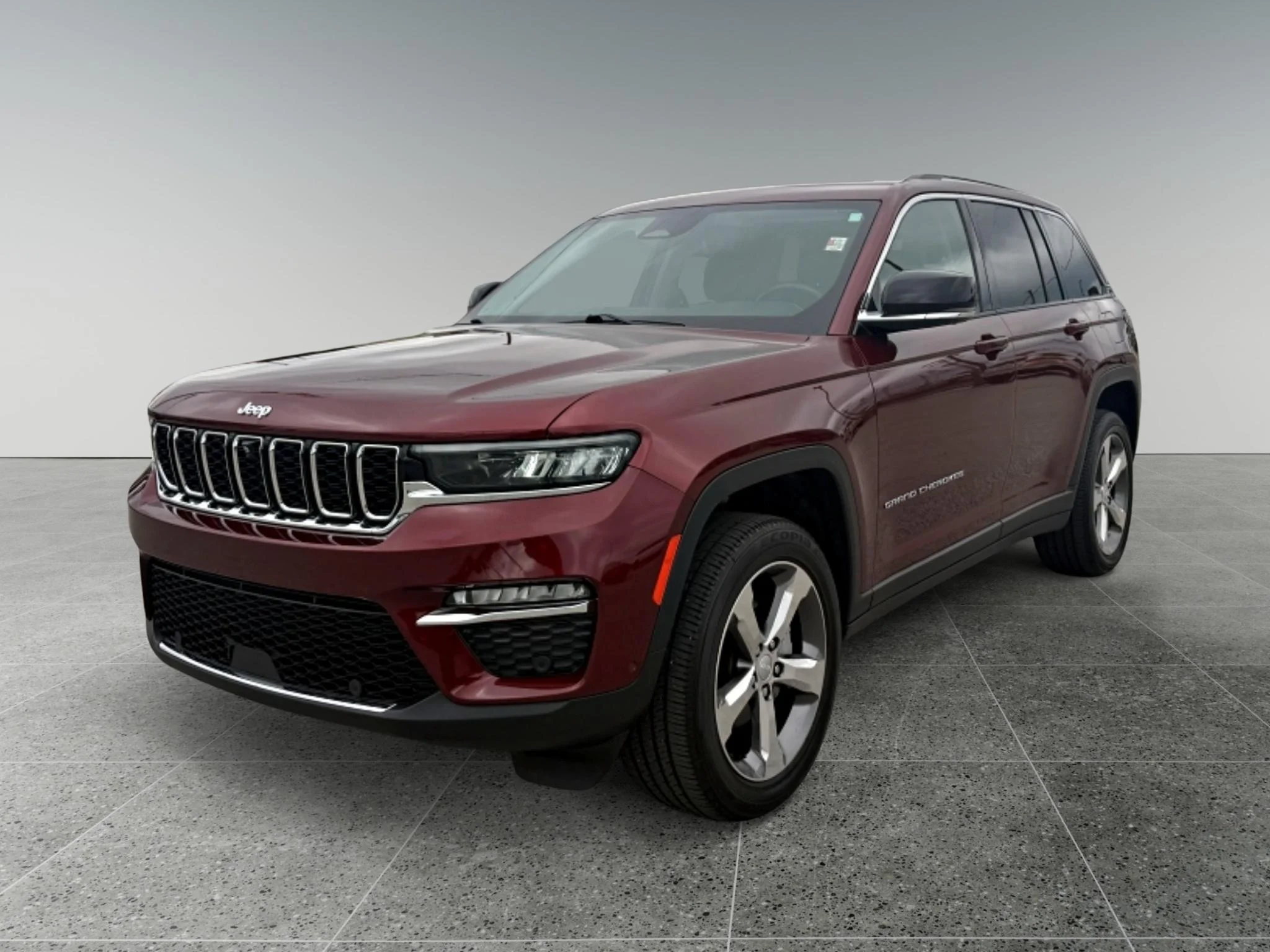 Used 2022 Velvet Red Pearl Jeep Limited image 1