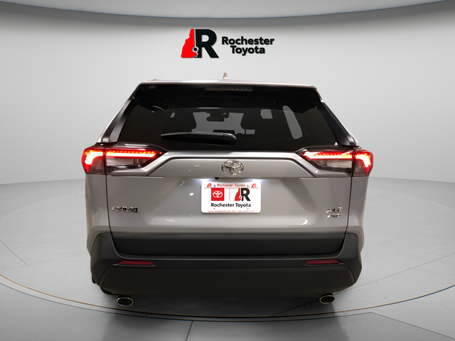 Certified Used 2025 Silver Toyota XLE Premium image 4