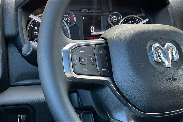 New 2026 Diamond Black Crystal Pearl-Coat Exterior Paint RAM Big Horn image 18