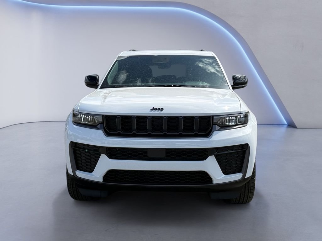 New 2026 Bright White Clear-Coat Exterior Paint Jeep Altitude image 8