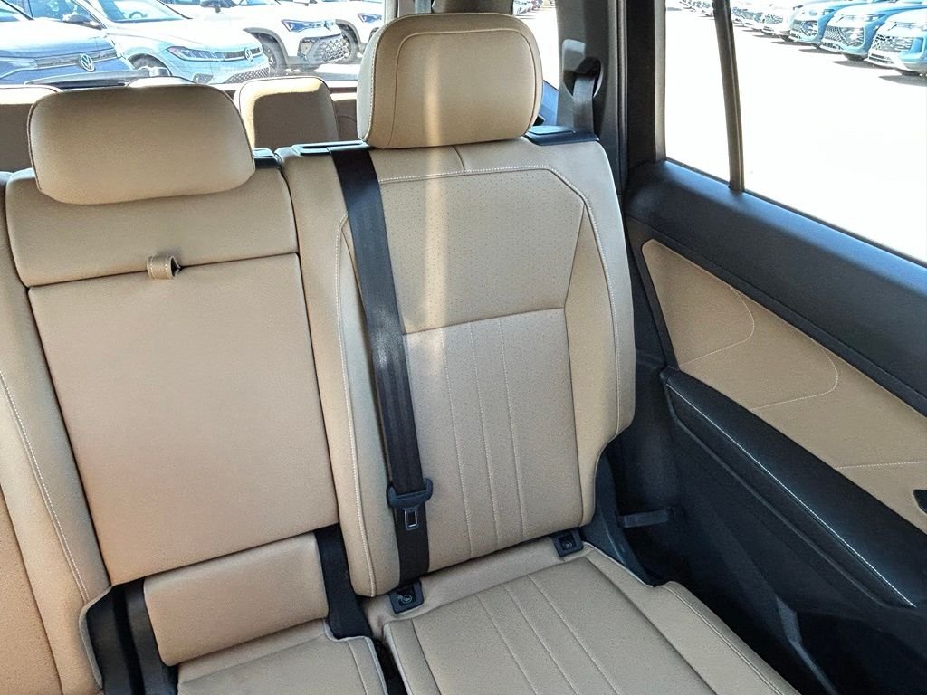 Used 2024 Black Volkswagen  image 14