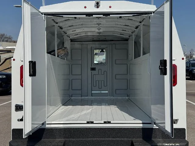 New 2026 Oxford White Ford E-350 SRW image 5