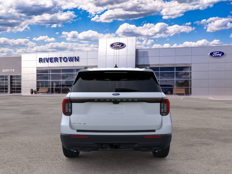New 2026 Space White Metallic Ford Active image 5