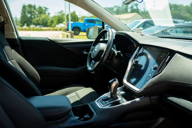 Used 2021 Crystal White Pearl Subaru Premium image 23