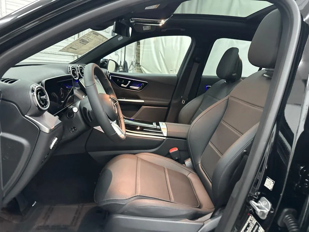 New 2026 Black Mercedes-Benz GLC 300 image 20