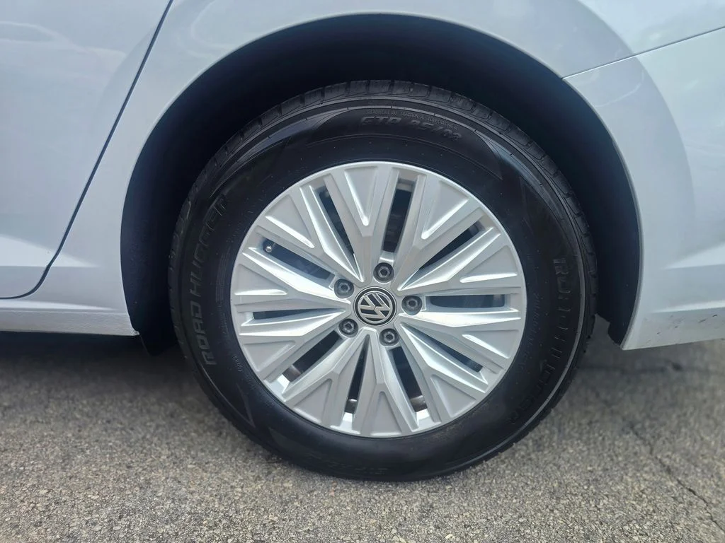Used 2019 White Volkswagen 1.4T S image 14