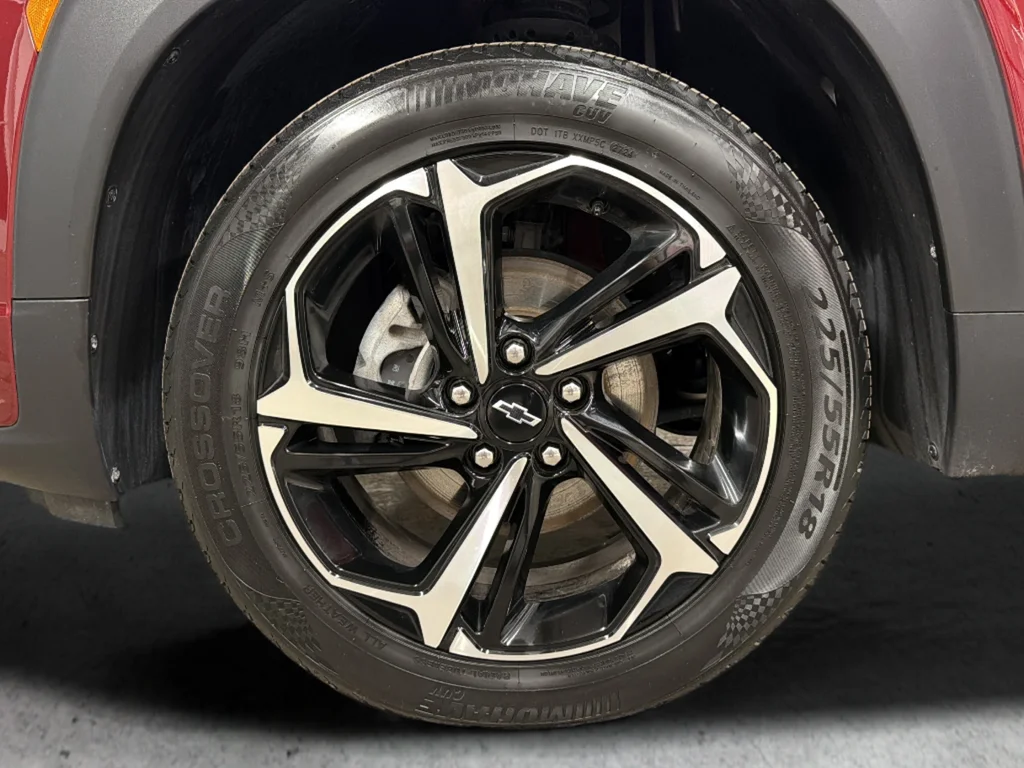 Used 2023 Red Chevrolet RS image 33