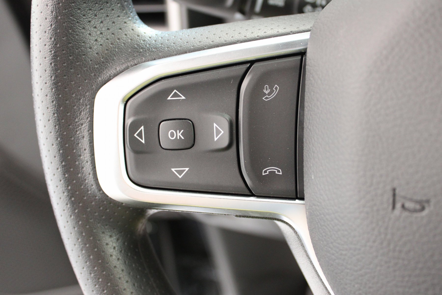 2026 RAM 1500 Warlock - Photo 32