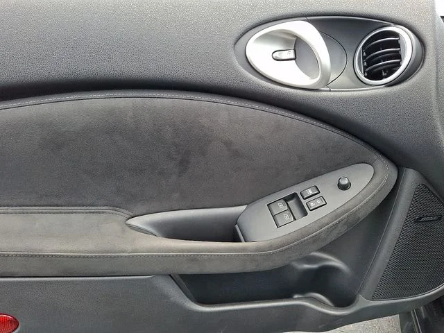 Used 2019 Gray Nissan  image 12
