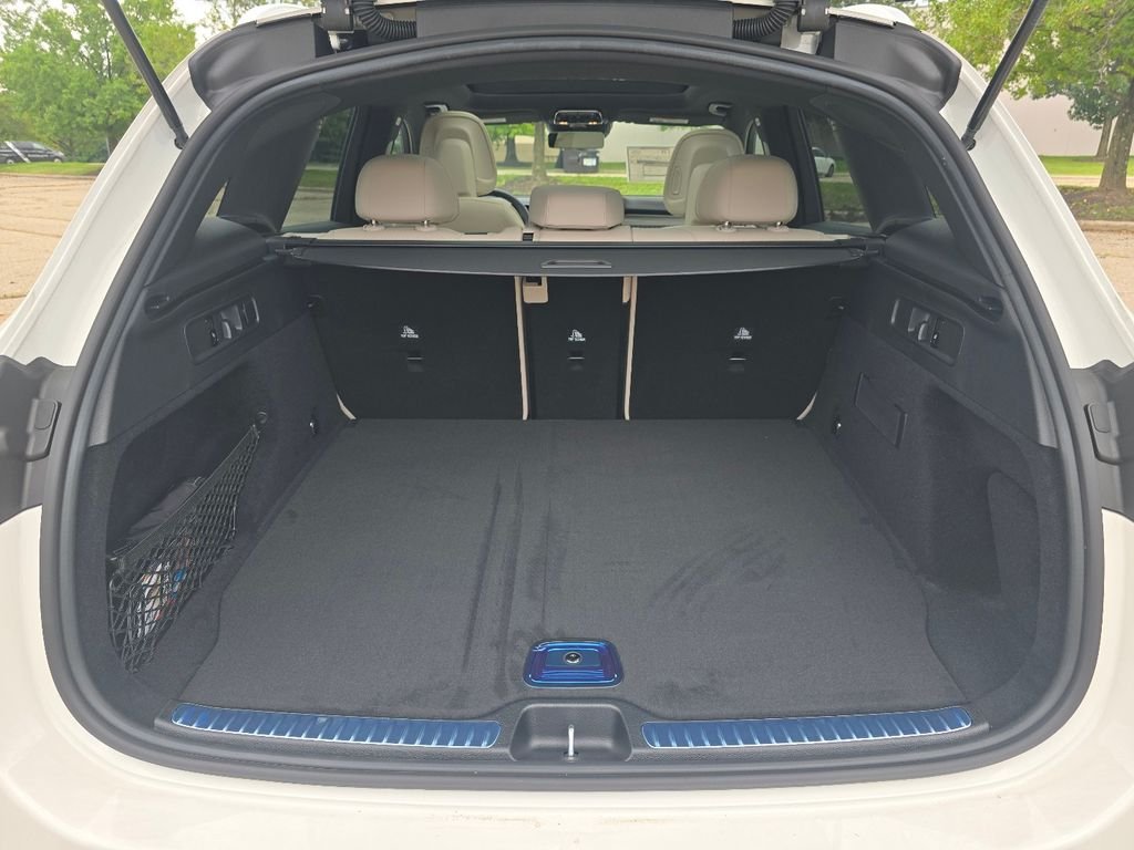 New 2027 Polar White Mercedes-Benz GLC 300 image 19
