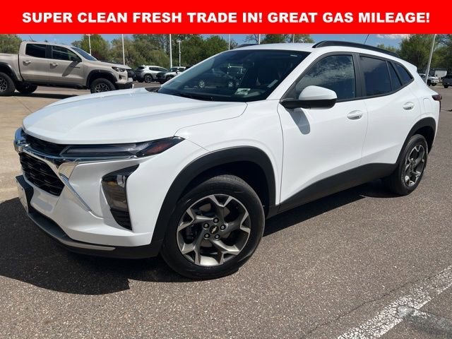 2024 Chevrolet Trax LT's photo