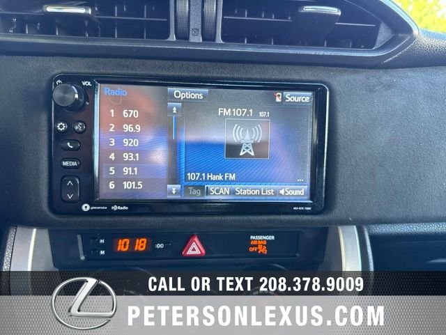 Used 2018 Gray Toyota Base image 21