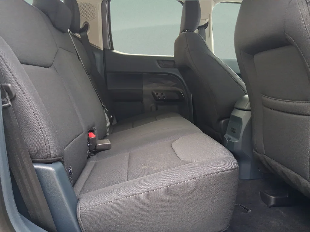 New 2026 Gray Ford XL image 28