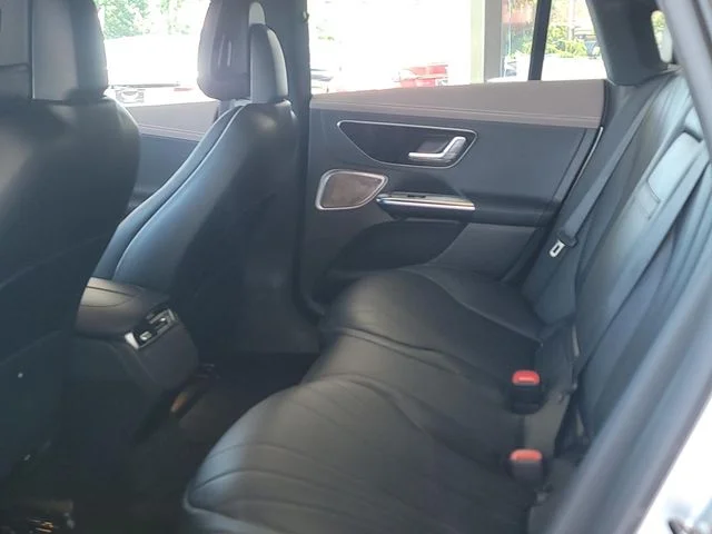 Used 2023 Silver Mercedes-Benz 500 Sedan image 12