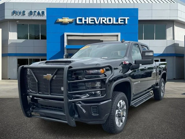 Used 2024 Black Chevrolet Custom image 3