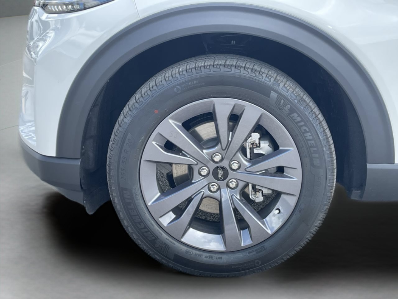 New 2026 Star White Metallic Tri-Coat Ford Active image 31