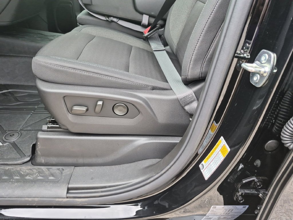 2026 Chevrolet Silverado 1500 Custom - Photo 17
