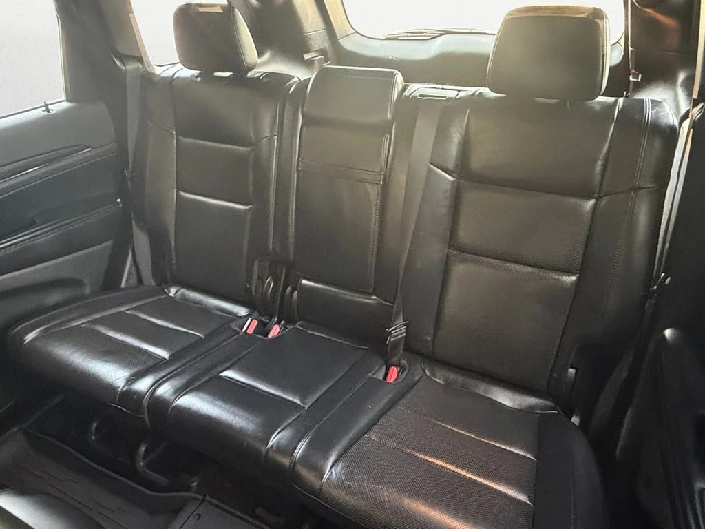 Used 2019 Red Jeep Limited image 9
