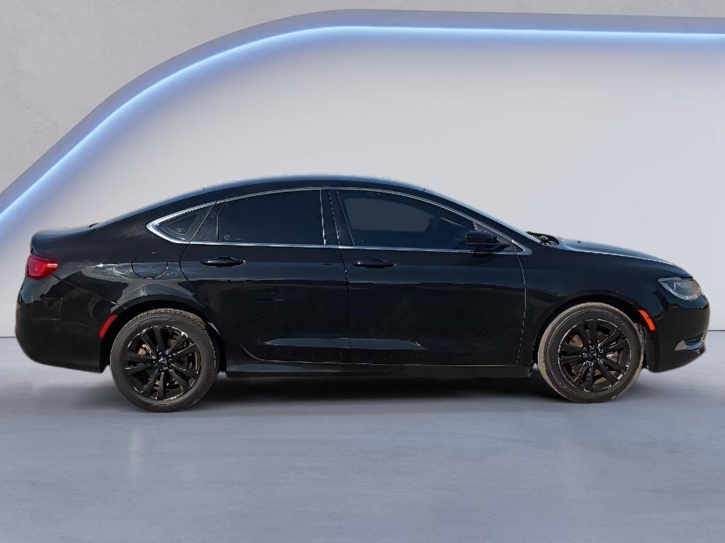 Used 2016 Black Clearcoat Chrysler Limited image 7