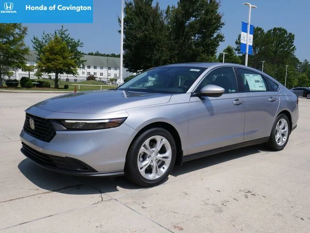 Used 2023 Lunar Silver Metallic Honda LX image 6