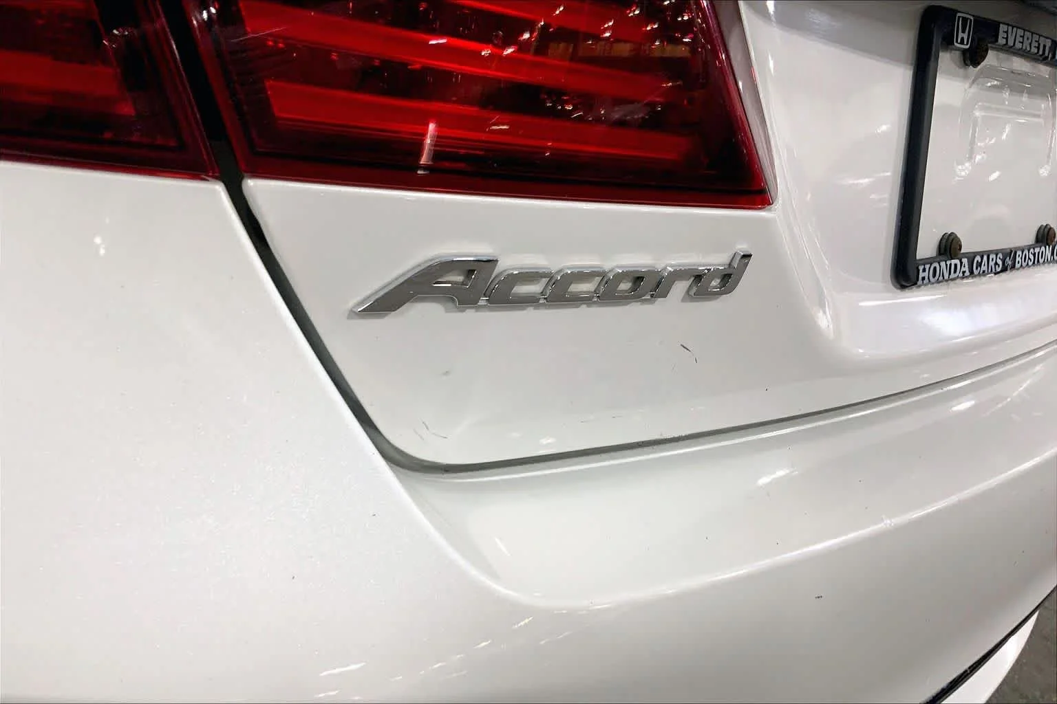 Used 2017 White Orchid Pearl Honda Sport image 31