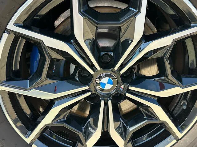 Used 2022 Black Sapphire Metallic BMW M40i image 33