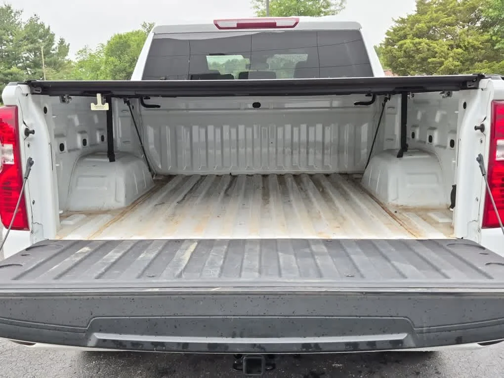 Used 2023 Summit White Chevrolet Custom image 19