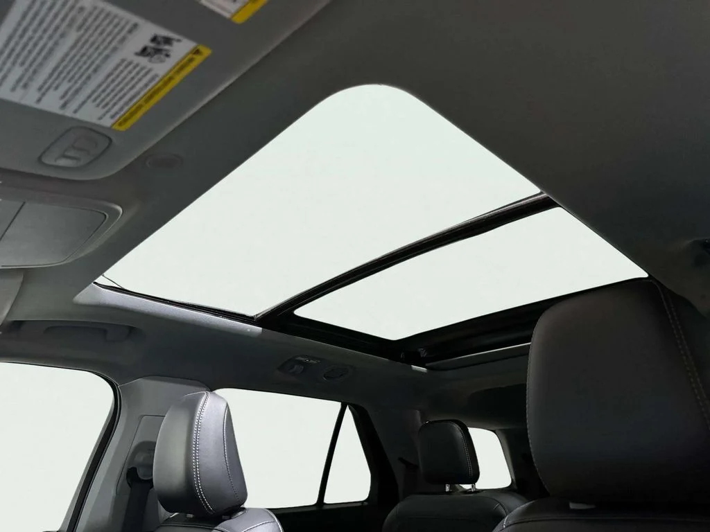 Used 2024 Stone Blue Metallic Ford XLT image 20