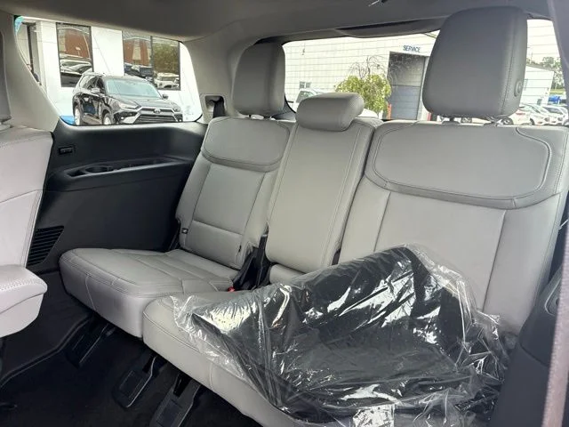 New 2027 Nocturnal Blue Metallic Ford Active image 24