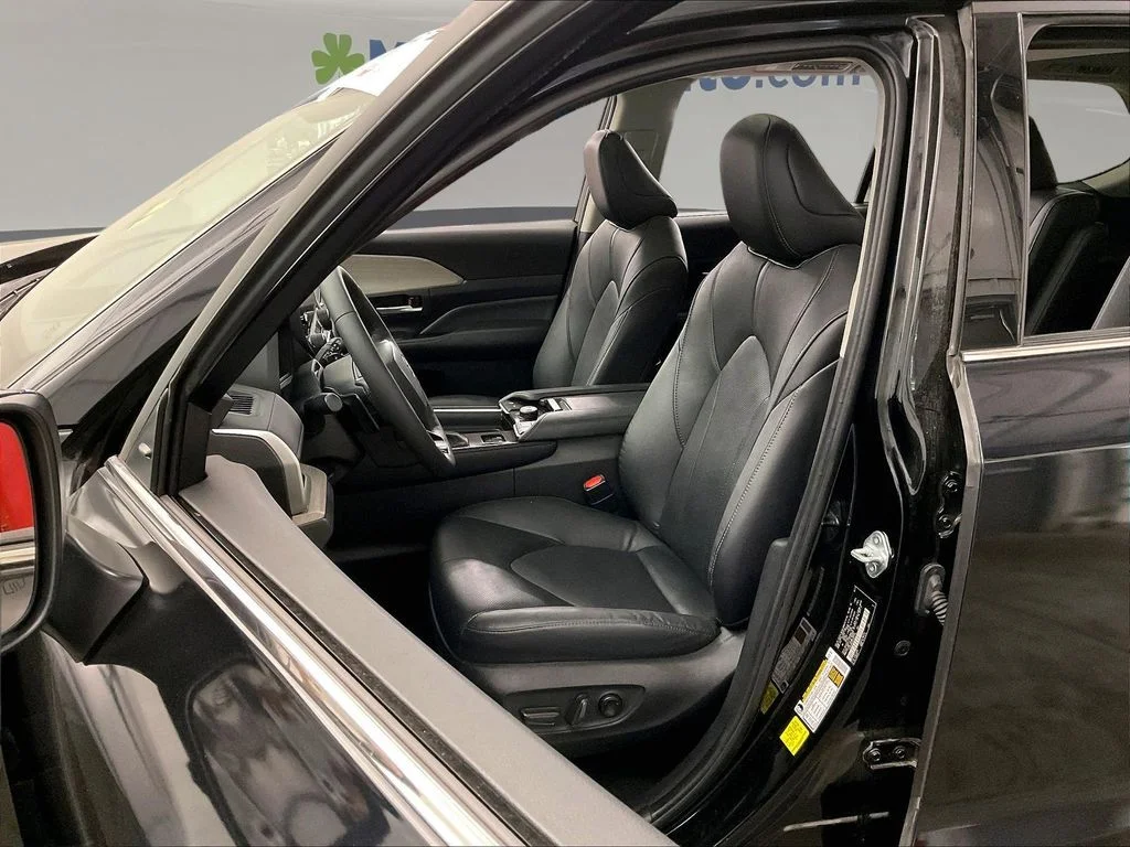 2024 Toyota Grand Highlander Platinum - Photo 30