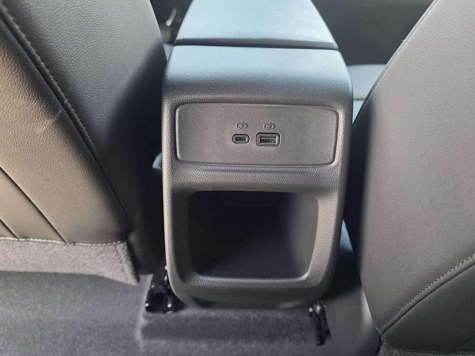2026 Chevrolet Trax LT - Photo 21