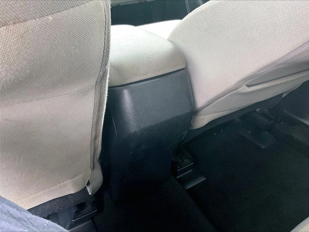 Used 2015 Blue Subaru 2.5i Premium image 32