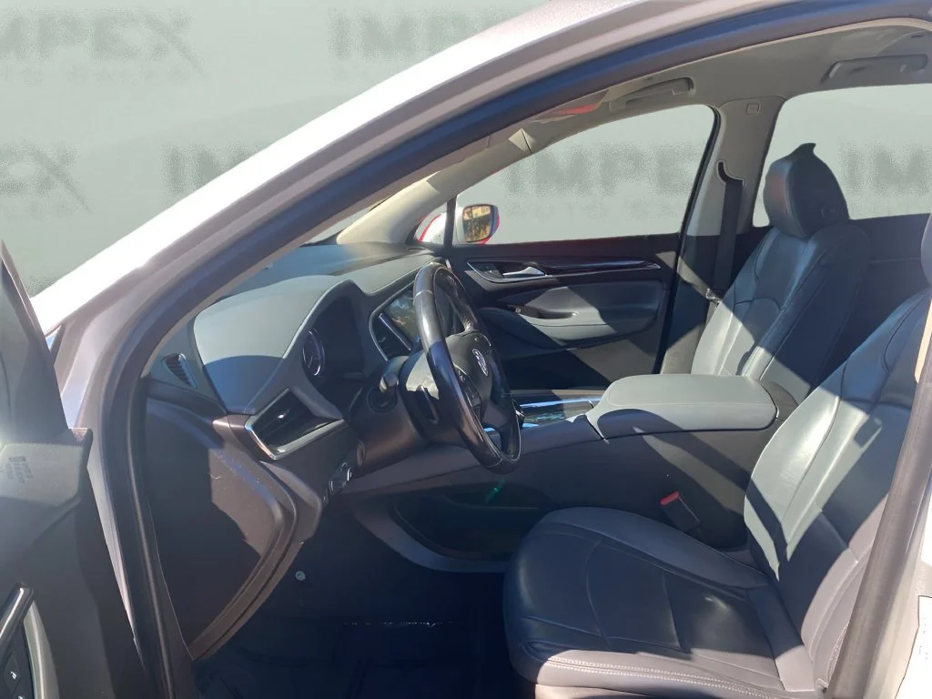 Used 2019 Includes Spectra Gray lower exterior accent color. Buick Essence image 9