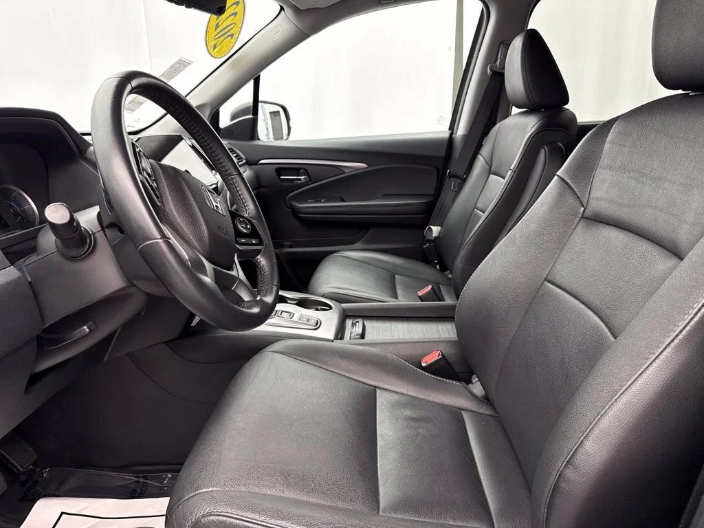 Used 2022 Black Honda Special Edition image 16
