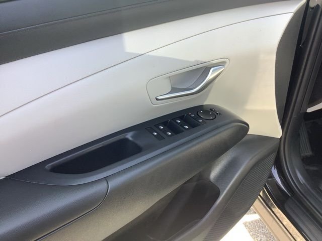 2025 Hyundai Tucson SE - Photo 19
