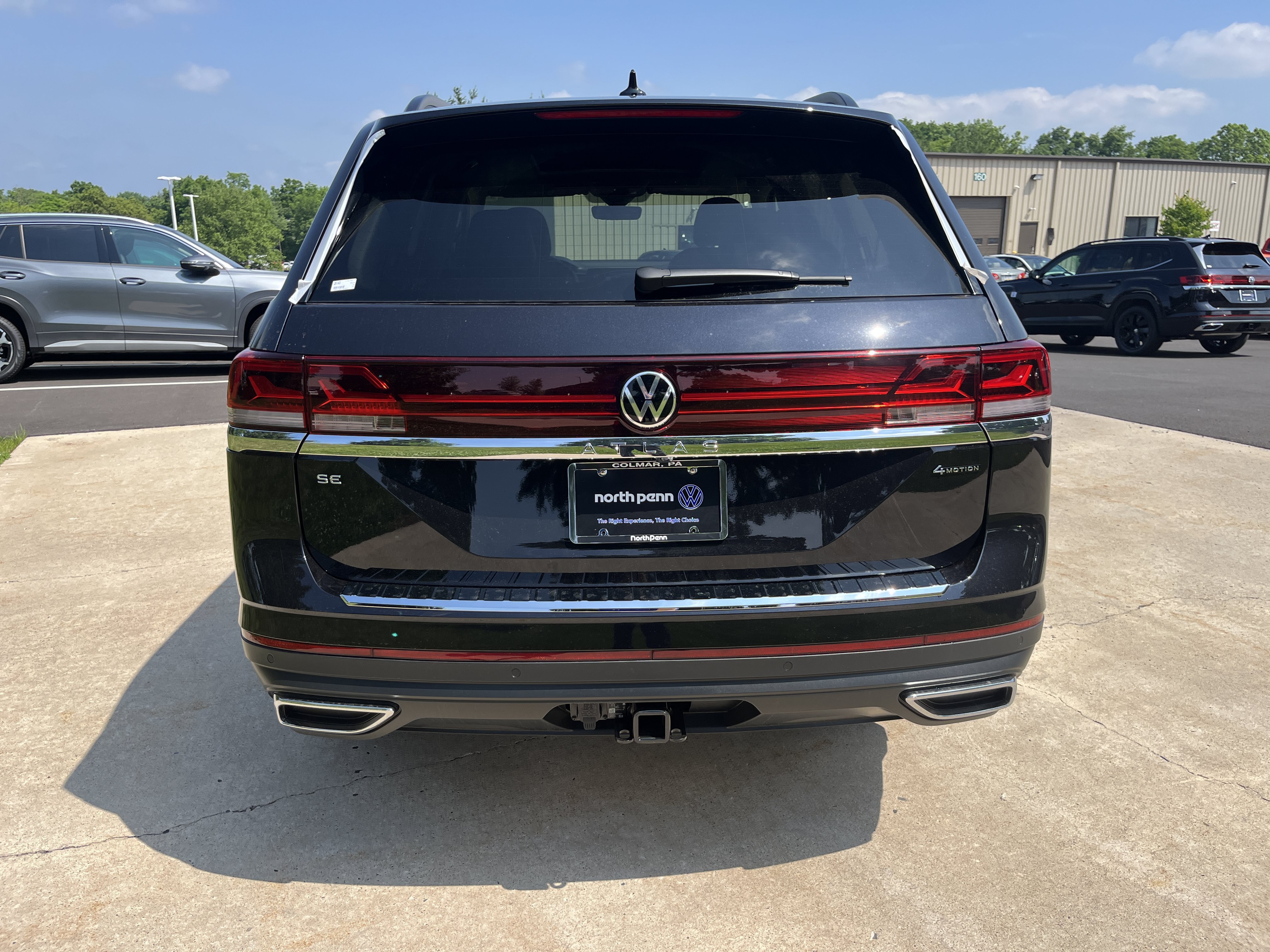 New 2026 Black Volkswagen 2.0T SE w/Technology image 12