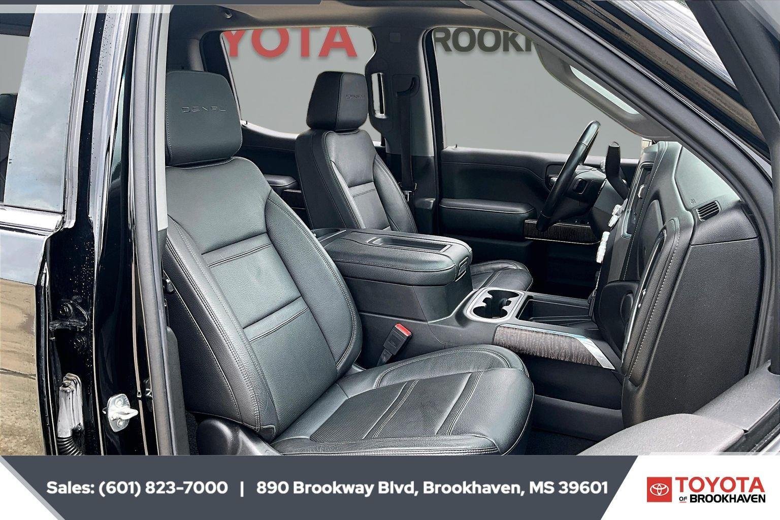 Used 2021 Onyx Black GMC Denali image 6