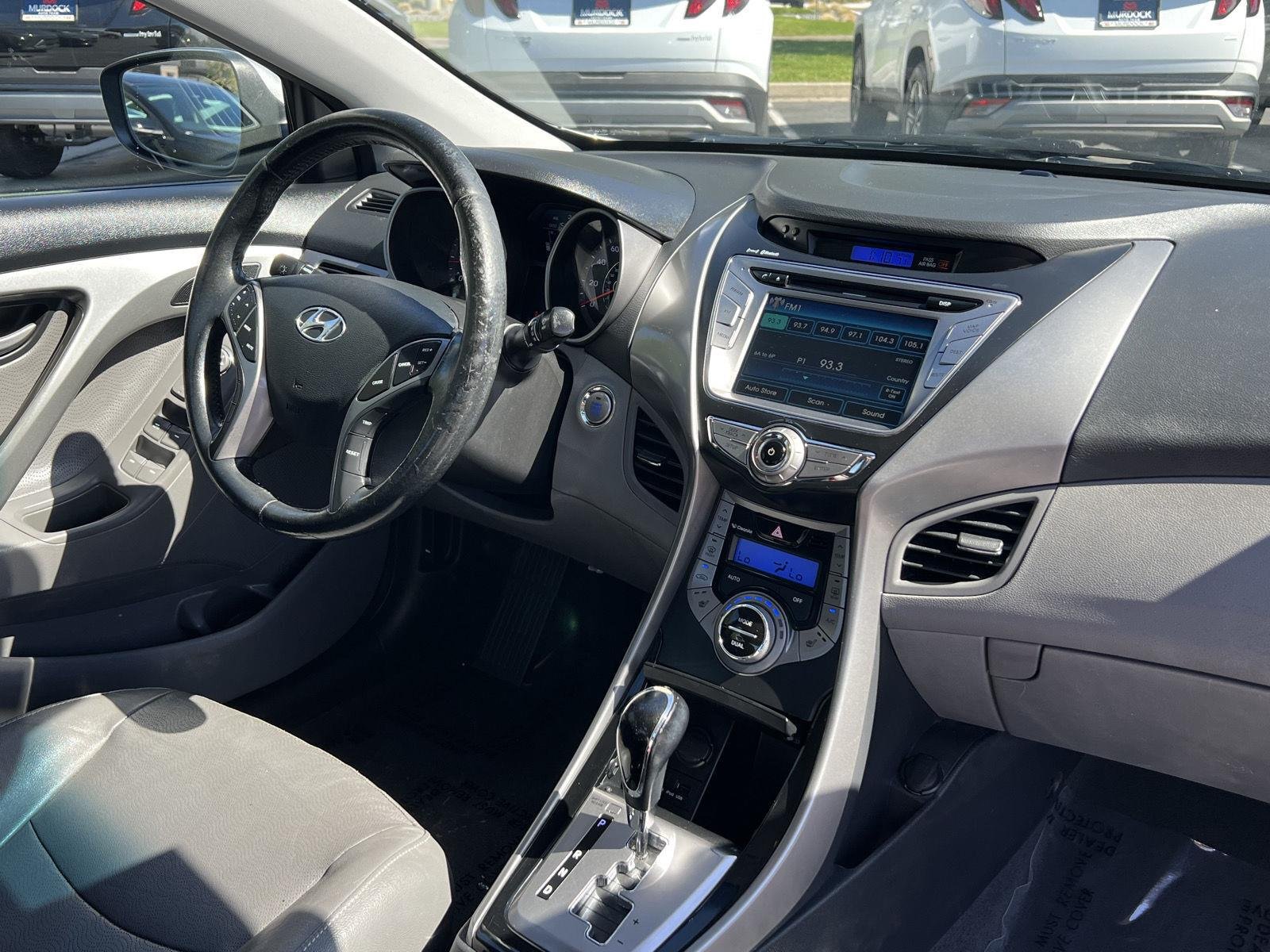 Used 2013 Titanium Gray Metallic Hyundai Limited image 3