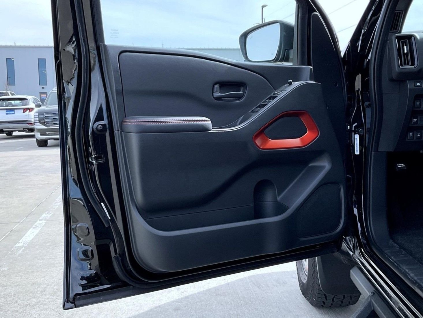 New 2026 Black Nissan PRO-4X image 9